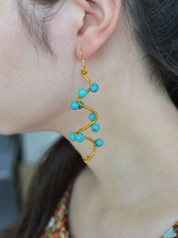 final look of the wire wrapping and turquoise beaded earring