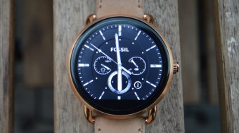 Fossil Q Wander first look