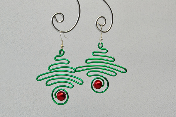 Christmas dangle earrings
