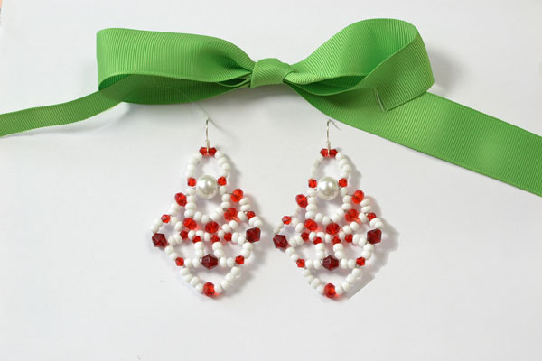  final look of the Christmas Santa Clause earrings