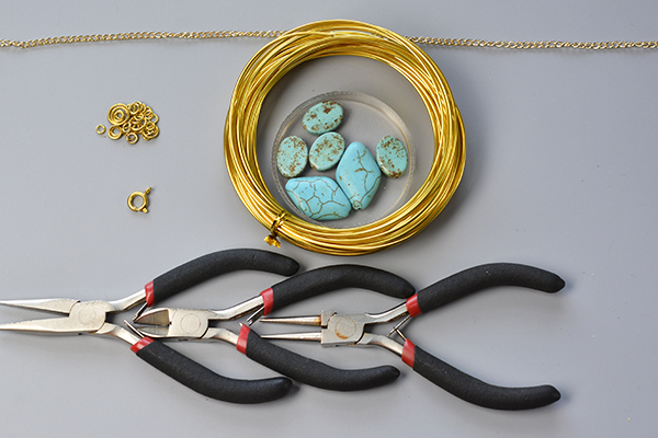 Supplies you’ll need in making the wire pendant necklace