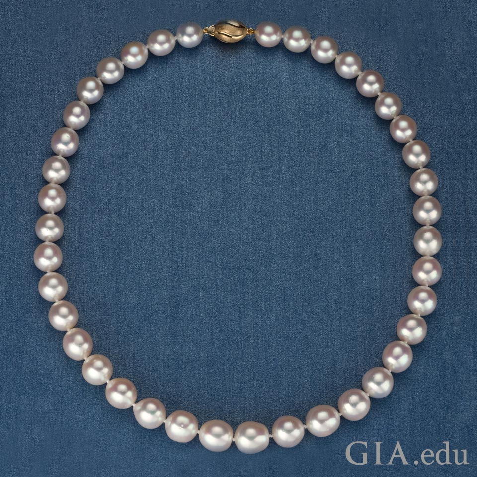 Akoya-Pearl-necklace