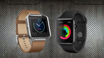 Fitbit Blaze v Apple Watch