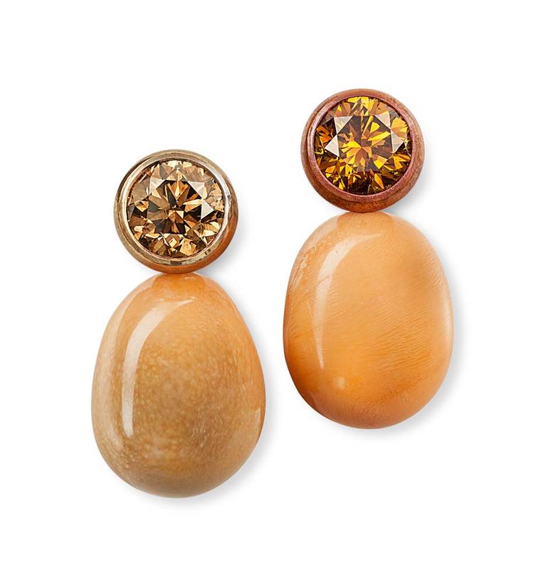 Hemmerle earrings with Melo pearls and diamonds set in copper and gold.