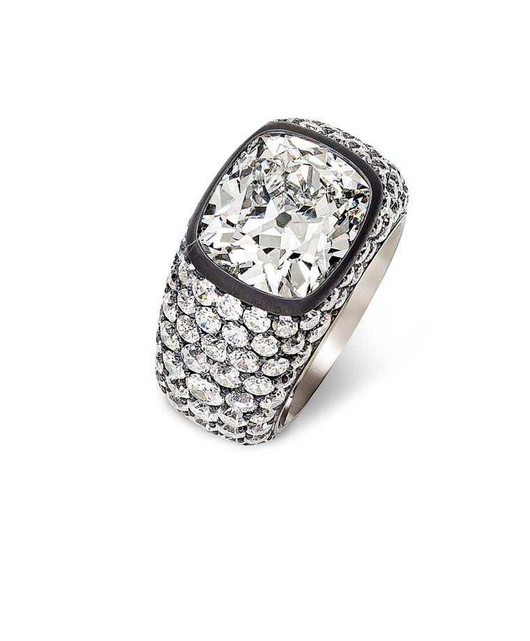 Hemmerle diamond ring in silver and white gold.