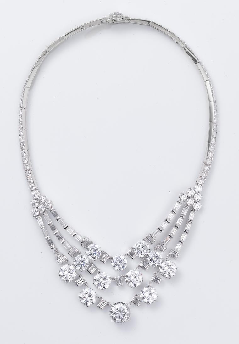 Cartier reproduction of the 1953 three-strand diamond necklace given to Grace Kelly and worn by Nicole Kidman in the film Grace of Monaco by Olivier Dahan. (Photo credits: Amélie Garreau © Cartier)