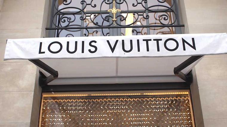 Maria Doulton paid a visit to the Place Vendôme in Paris to find out how how luggage-making company Louis Vuitton  links its history to its jewels.