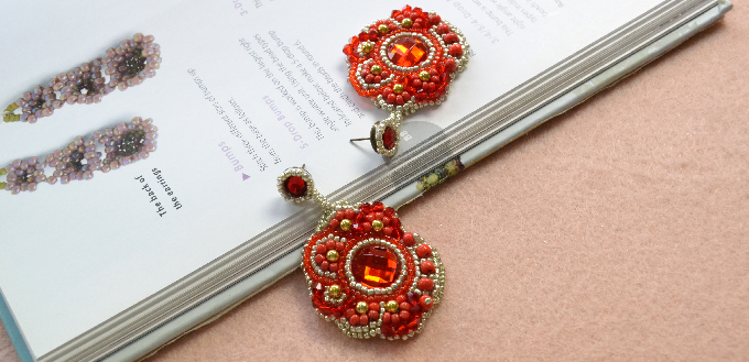 Pandahall Tutorial on How to Make Red Flower Embroidery Earrings with Seed Beads 