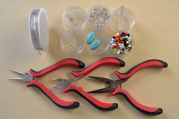 materials needed in DIY the black seed bead hoop earrings