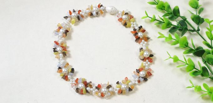 Instructions on How to Make Awesome Pearl and Glass Beads Necklace for Women