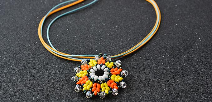 Pandahall Tutorial - How to Make a 2-Hole Seed Bead Flower Pendant Necklace 