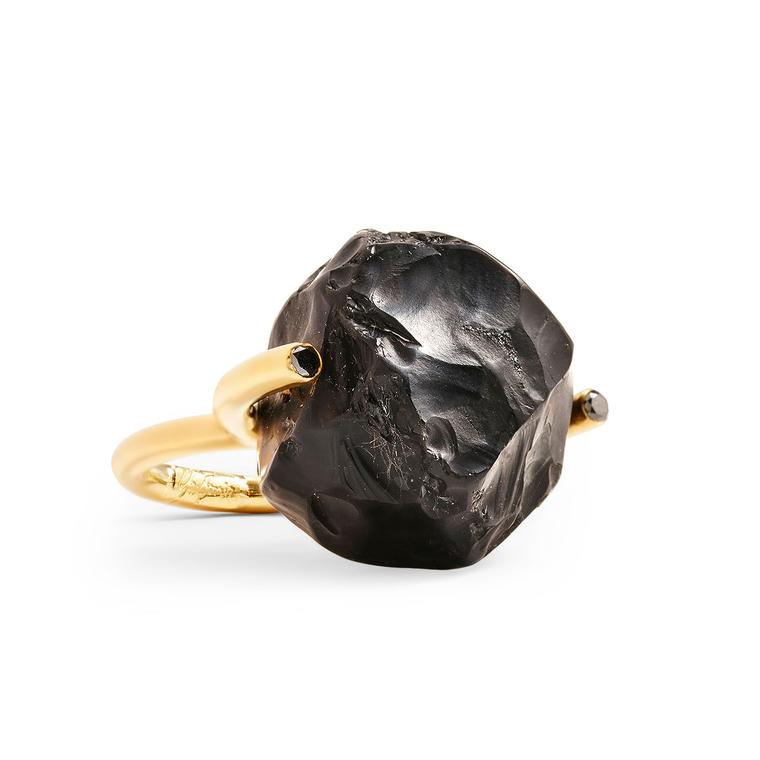 Yael Sonia Hammered Brilliant Fancy onyx ring with black diamonds