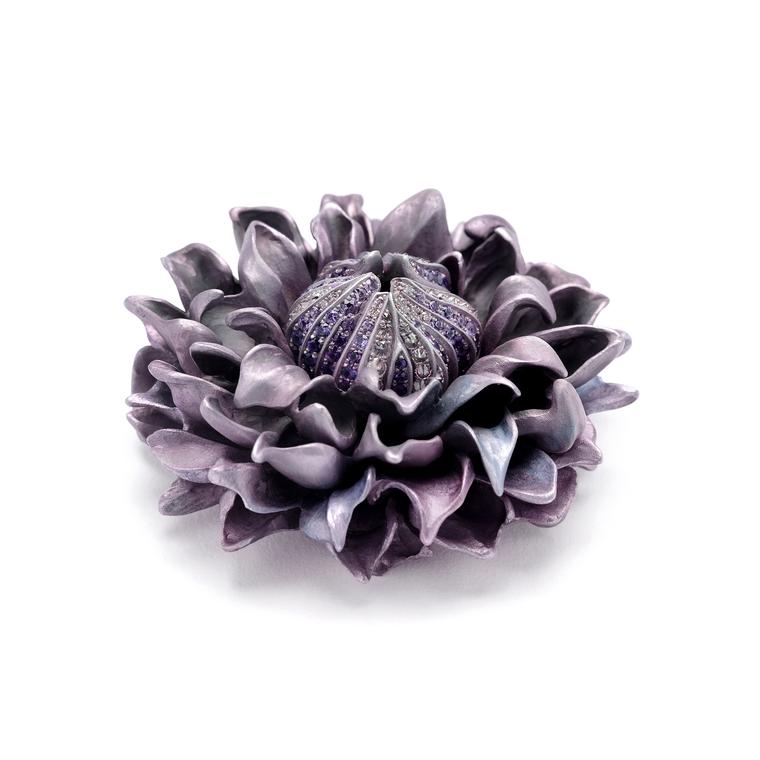 Hemmerle Clematis brooch in aluminium with sapphires and diamonds