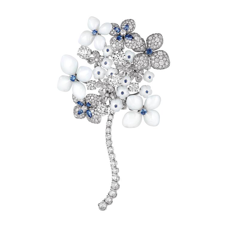 Chaumet white gold, sapphire, chalcedony and diamond brooch