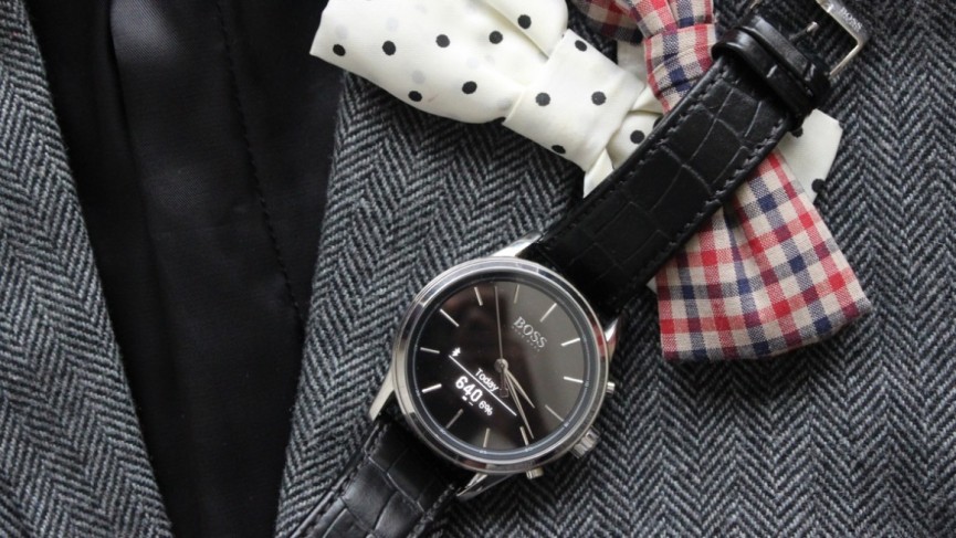 #Trending: Affordable analogue smartwatches