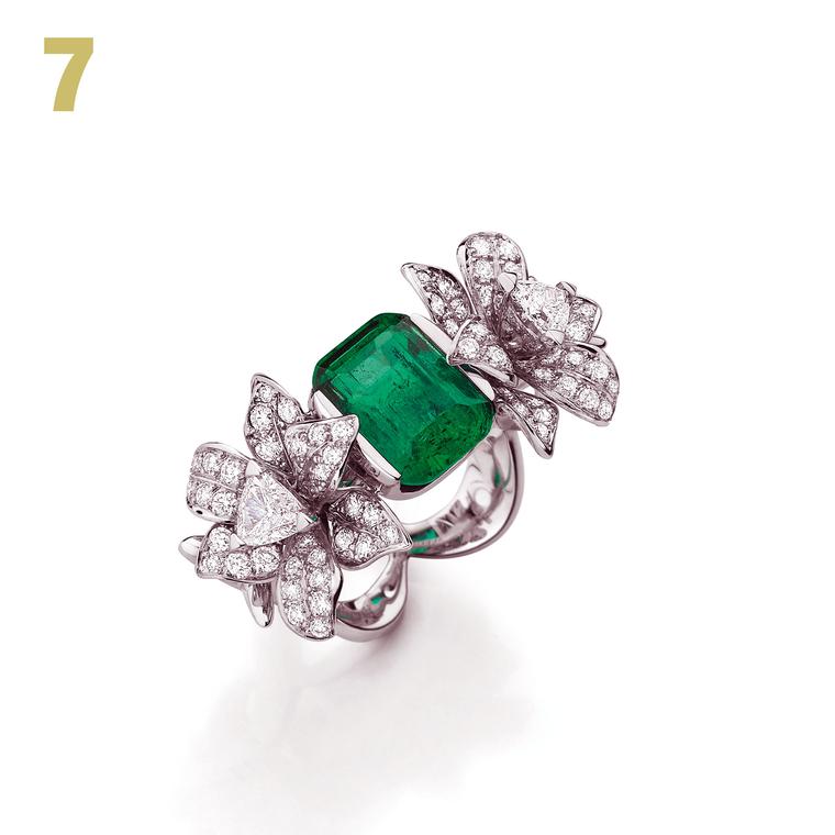 Mellerio dits Meller Bague Luxuriante emerald ring