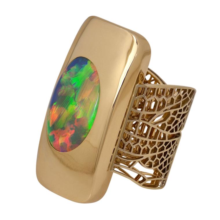 Ming Jewellery Australian opal Dragonfly ring in yellow gold 