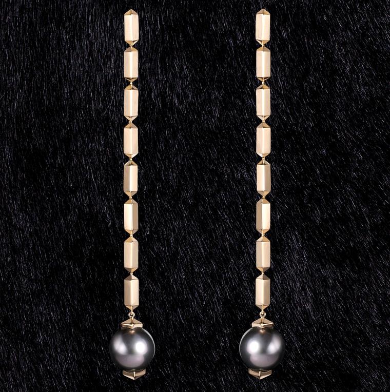 Nicholas Lieou yellow gold and Tahitian pearl earrings