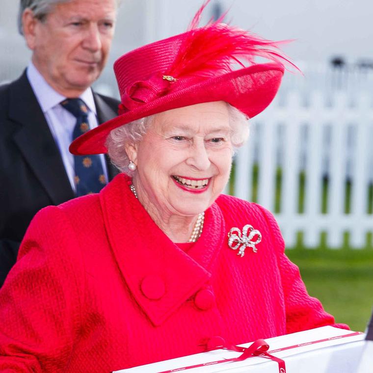 The Queen wearing Queen Victoria's bow brooch