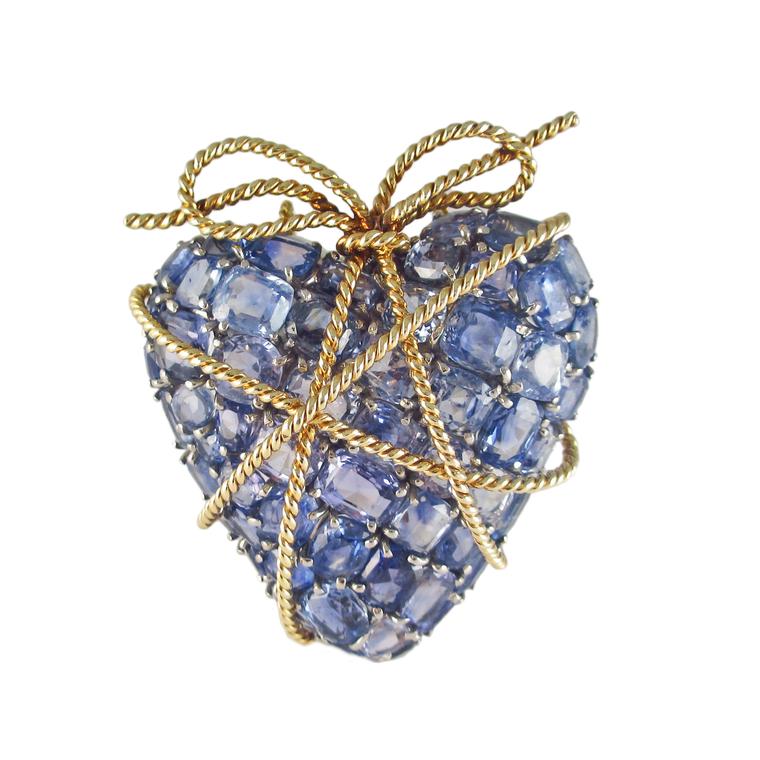 Verdura vintage Wrapped Heart brooch