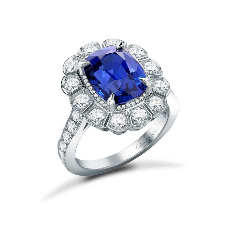 Marguerite 1735 diamond and sapphire engagement ring